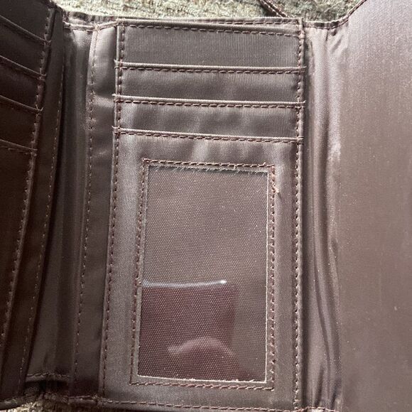 Signature C Unbranded Wallet - Picture 6 of 7